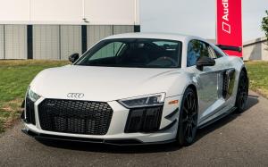 Audi R8 V10 plus Coupe Competition Package 2018 года (NA)